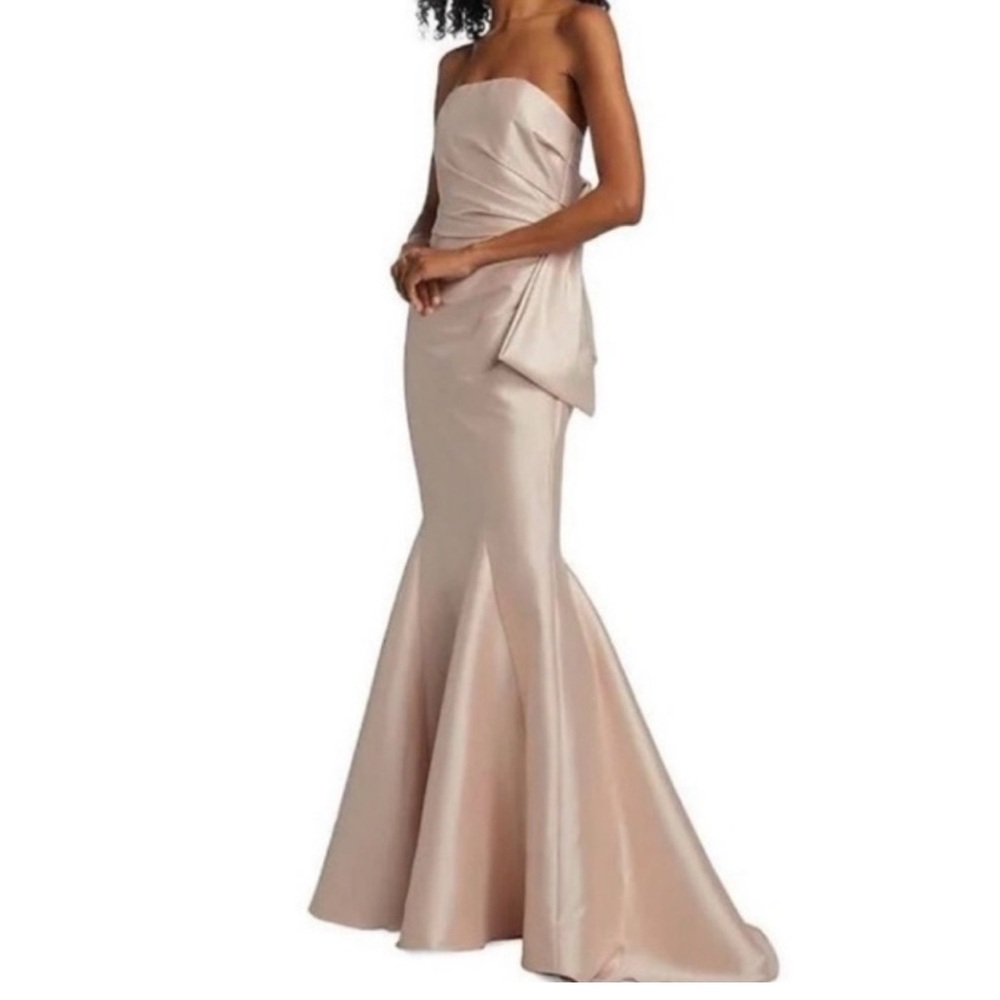 Mikado Bow Mermaid Elegant Strapless Evening Gown